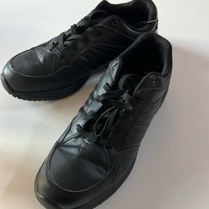 Tredsafe Women's Lizzy Wide Width Slip Resistant Shoes